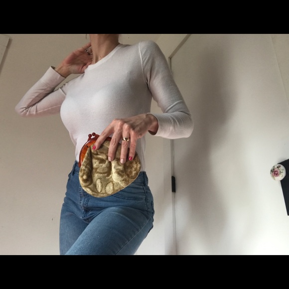 Vintage Couch Clutch - Picture 3 of 9